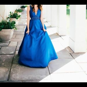 sherri hill prom dress